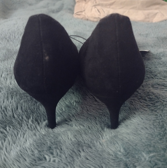 NEW Forever 21 Black Heels Size 6.5 - Picture 3 of 5